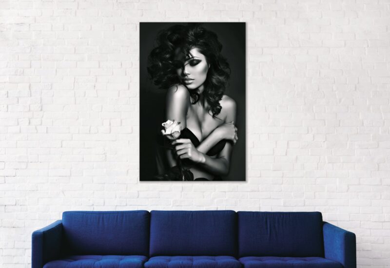 Beautiful woman with curly hair – plexiglas – aluminium – canvas - Afbeelding 2