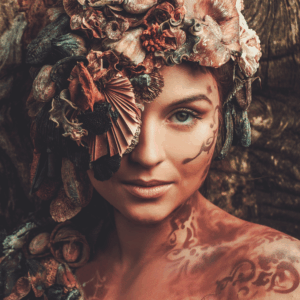 Magical woman and flowers - magische vrouw met bloemen – plexiglas – aluminium – canvas